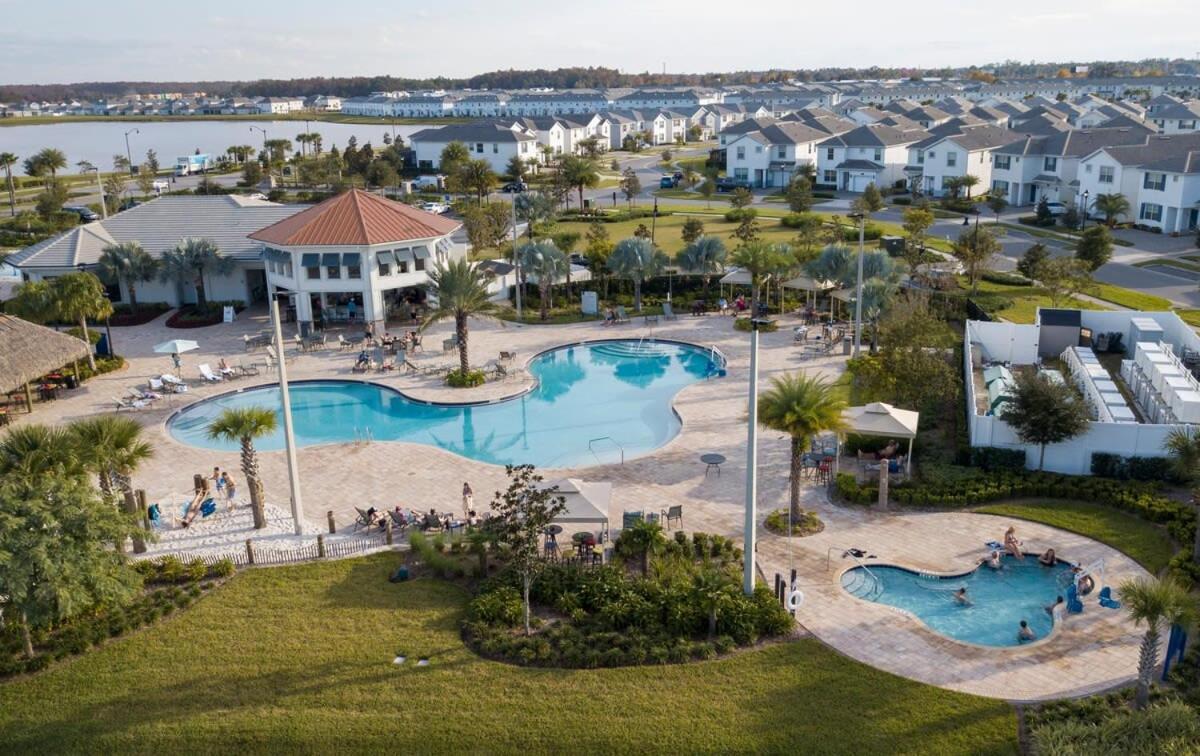 Hébergement de vacances Gorgeous 5 Bd Single Family Close To @ Storey 2734 *