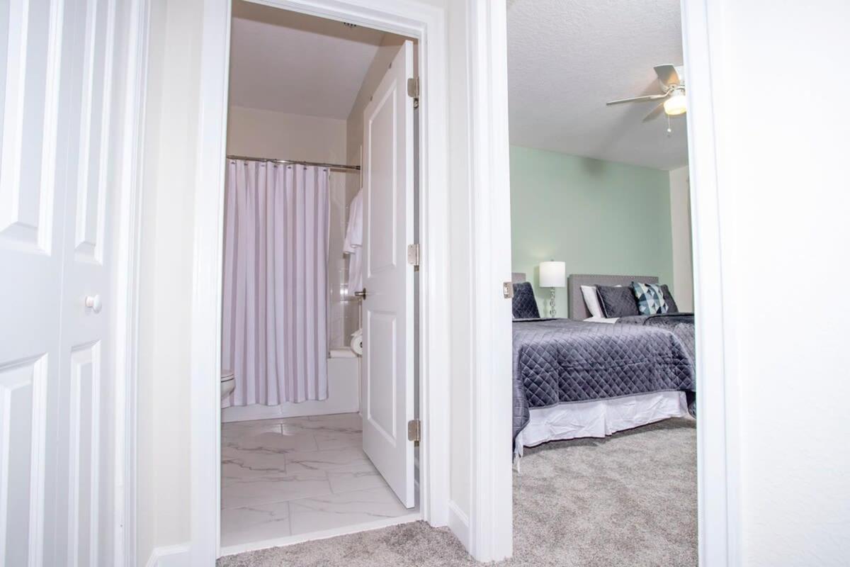 Gorgeous 5 Bd Single Family Close To @ Storey 2734 Hébergement de vacances *