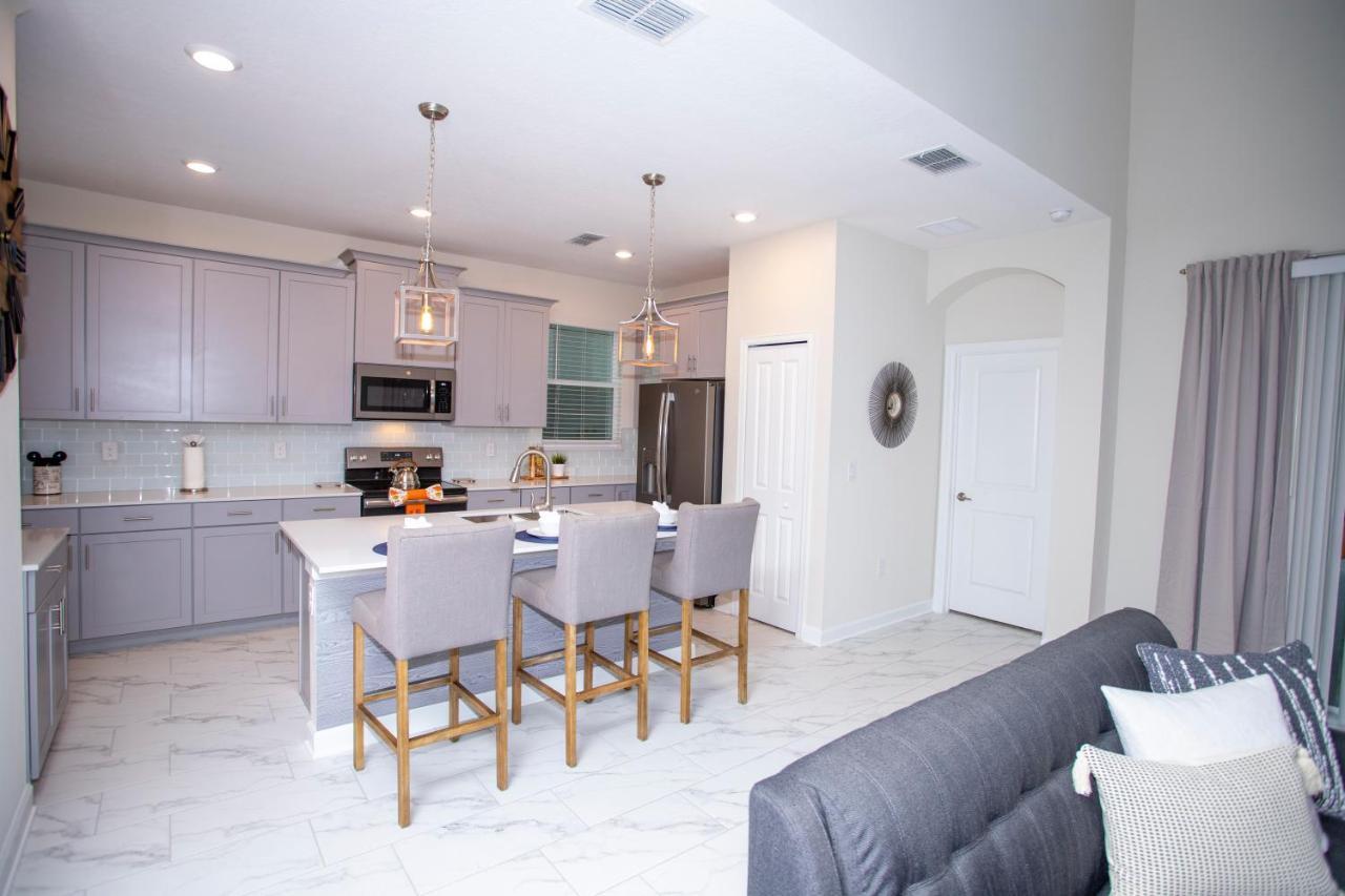 Gorgeous 5 Bd Single Family Close To @ Storey 2734 Holiday home Kissimmee